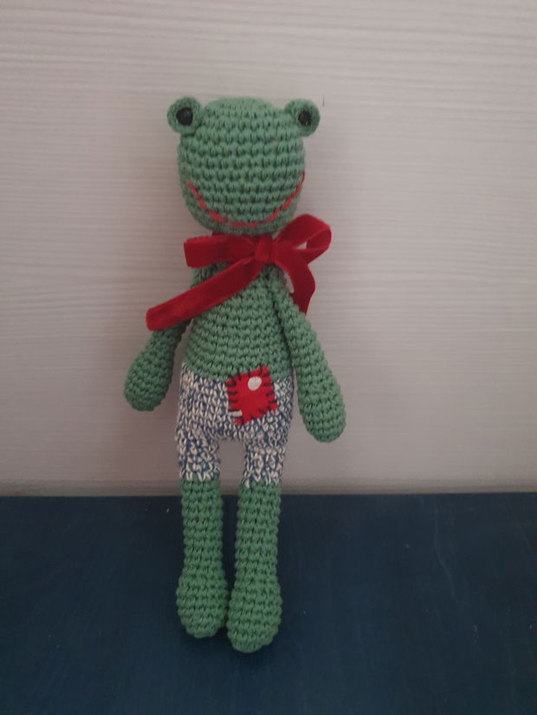 Jucarie broasca  - jucării și echipamente pentru copii - mașini mici, vehicule - autobuze jucării - Artynos.ro