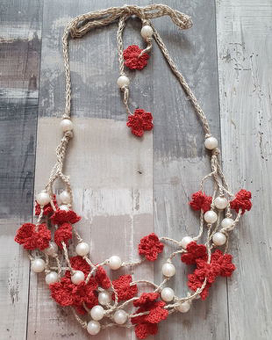 Colier cu flori  - bijuterii - coliere - coliere din perle - Artynos.ro