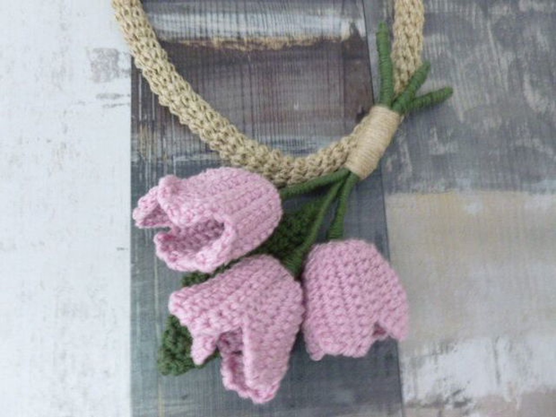 Colier lalele - bijuterii - coliere - pandative - Artynos.ro