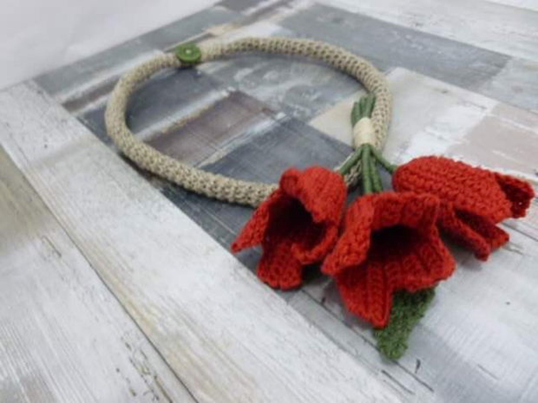 Colier lalele - bijuterii - coliere - pandative - Artynos.ro