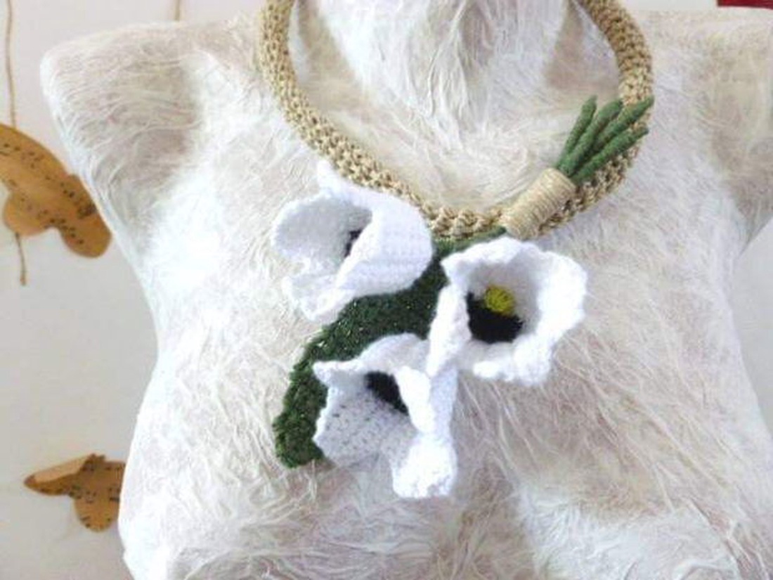 Colier lalele - bijuterii - coliere - pandative - Artynos.ro