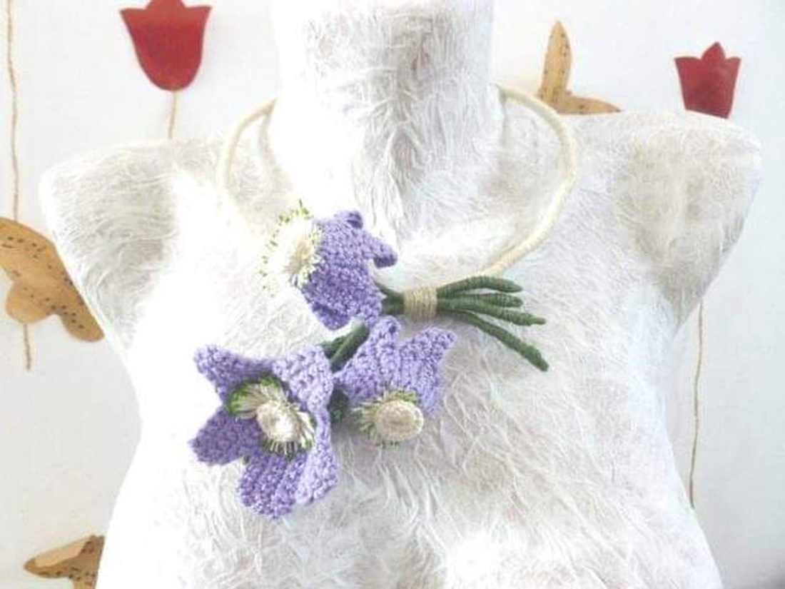 Colier cyclamen  - bijuterii - coliere - pandative - Artynos.ro