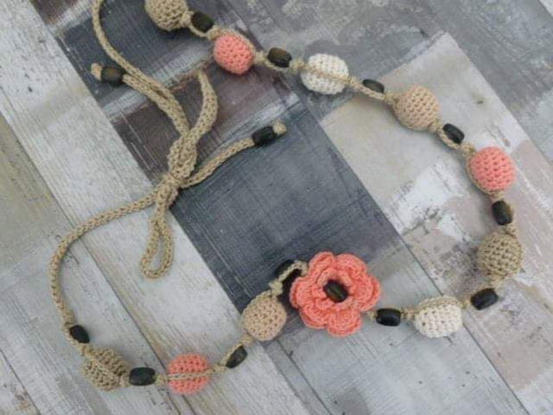 Colier bilute și flori  - bijuterii - coliere - coliere din mărgele - Artynos.ro