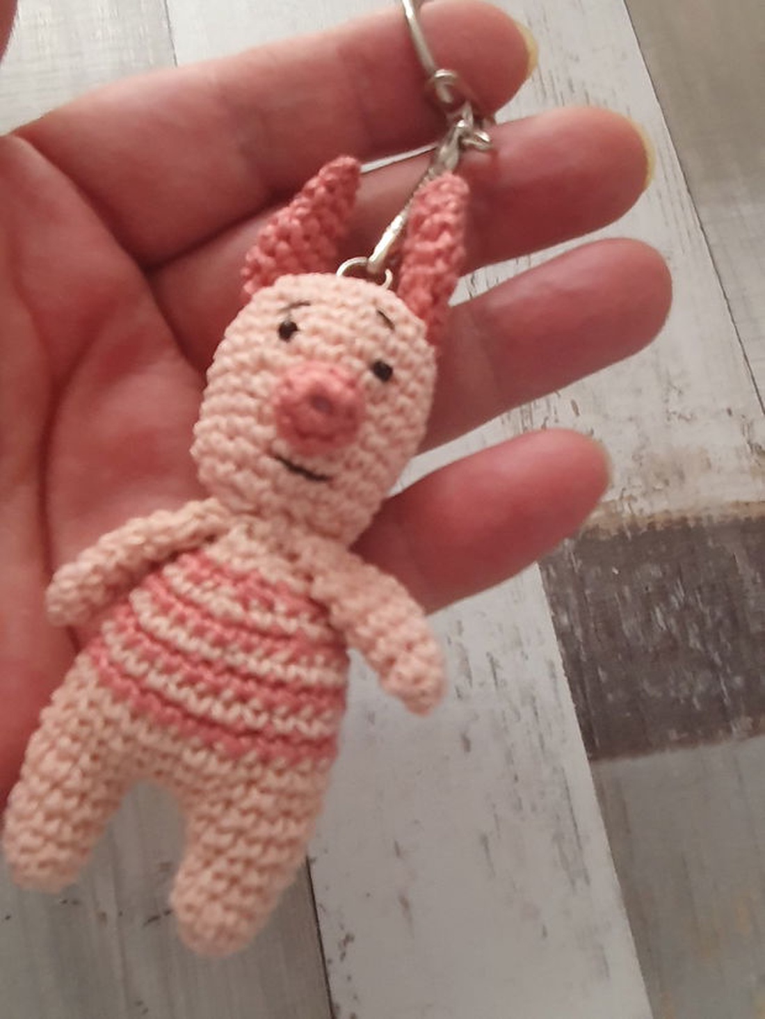 Breloc Piglet  - genți și portofele - accesorii genți - breloc - Artynos.ro