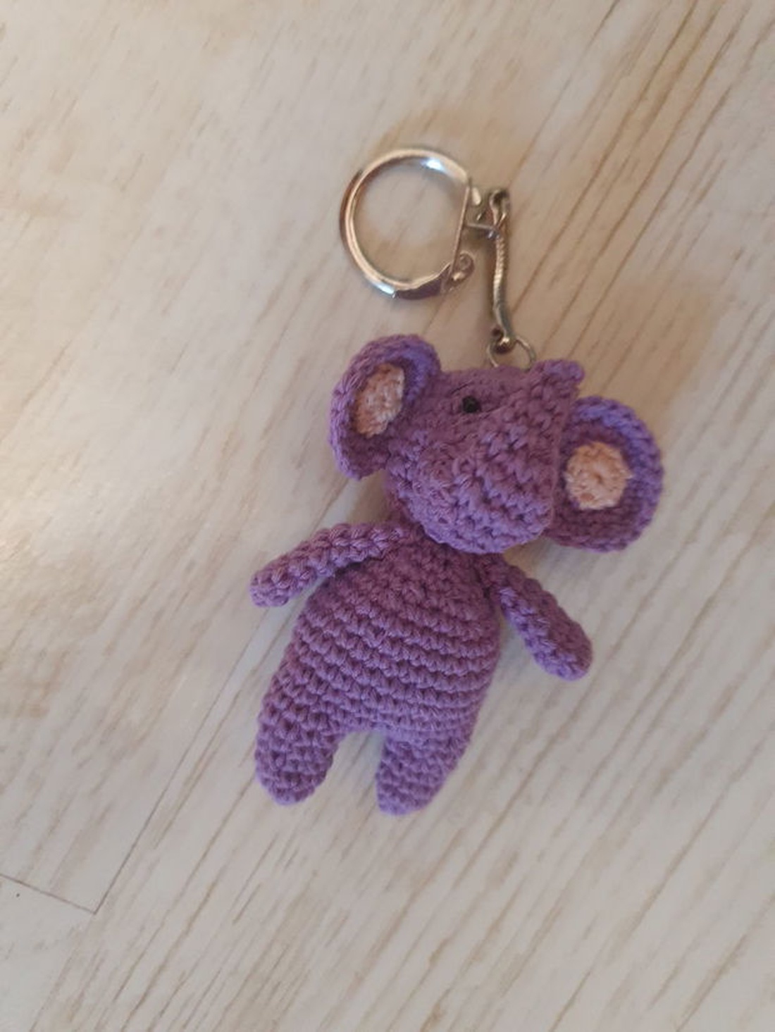 Breloc Lumpy  - genți și portofele - accesorii genți - breloc - Artynos.ro