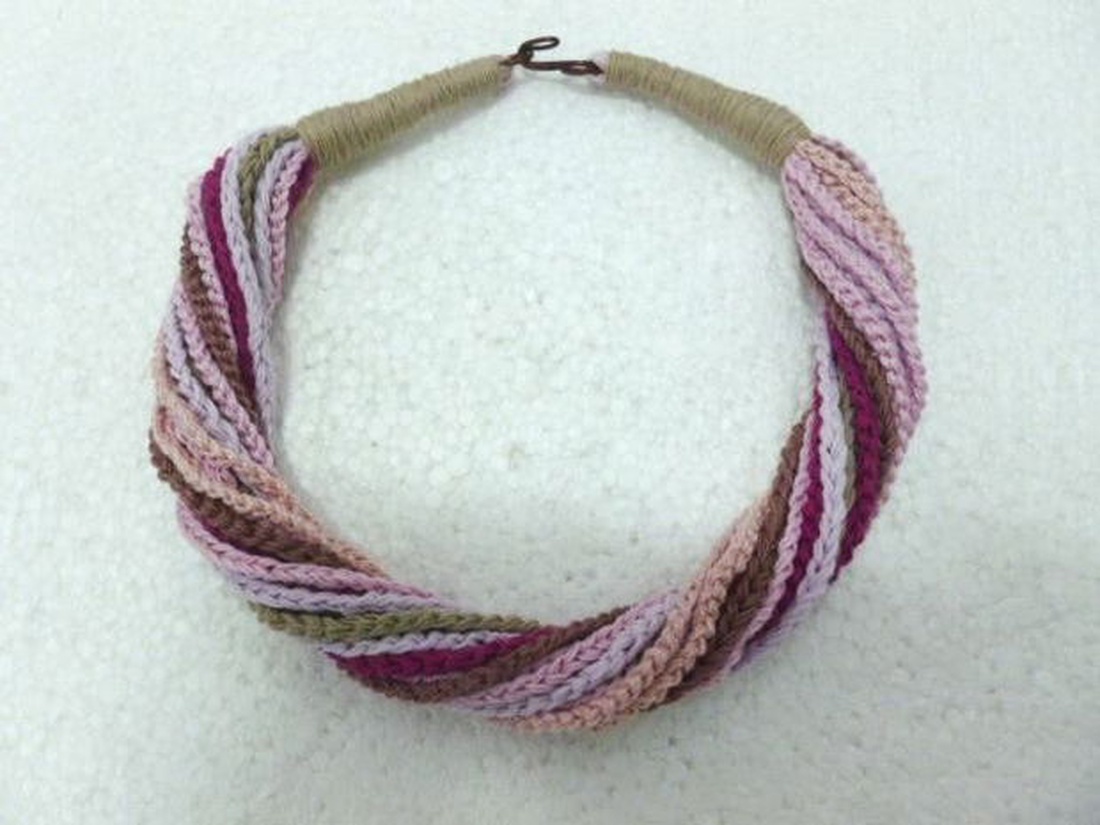 Colier multicolor  - bijuterii - coliere - coliere cu multiple șiruri - Artynos.ro