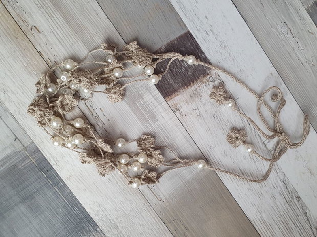 Colier cu flori  - bijuterii - coliere - coliere din perle - Artynos.ro