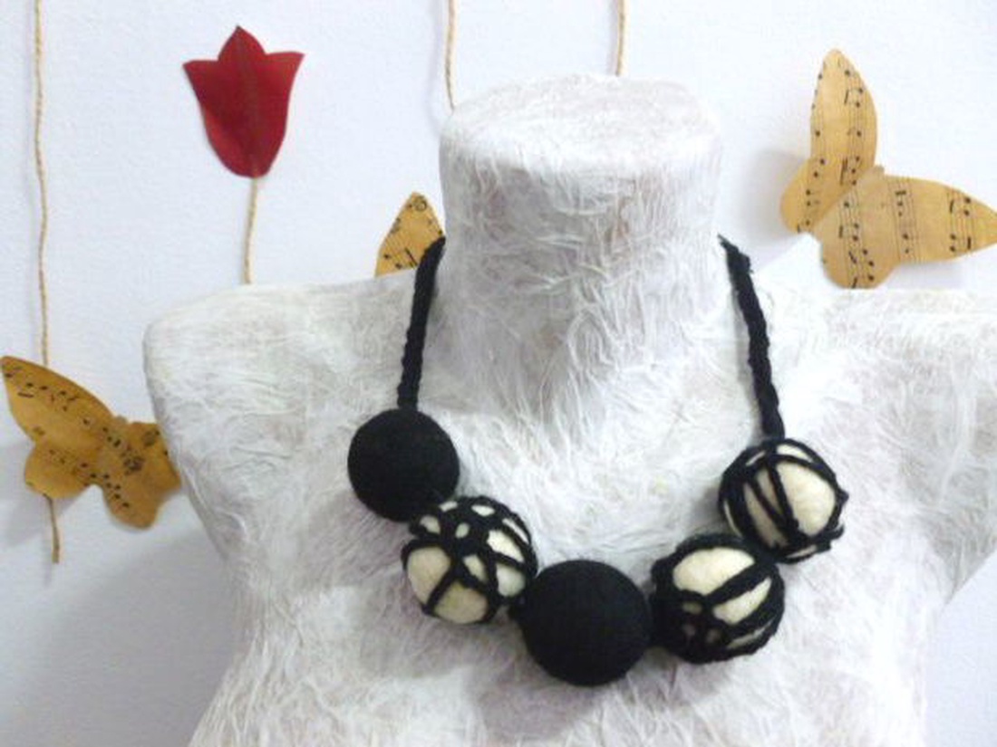 Colier  - bijuterii - coliere - coliere brodate - Artynos.ro