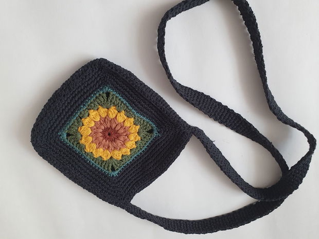 Geanta  - genți și portofele - genți de mână și umăr - geantă casual - Artynos.ro