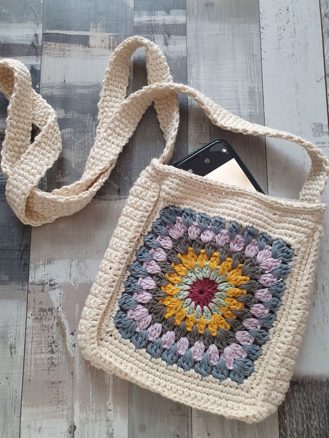 Geanta  - genți și portofele - genți de mână și umăr - geantă casual - Artynos.ro