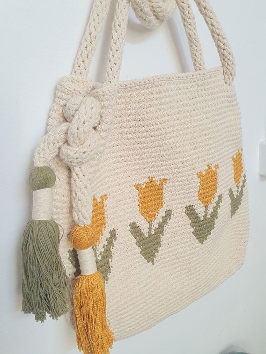 Geanta lalele  - genți și portofele - genți de mână și umăr - geantă casual - Artynos.ro