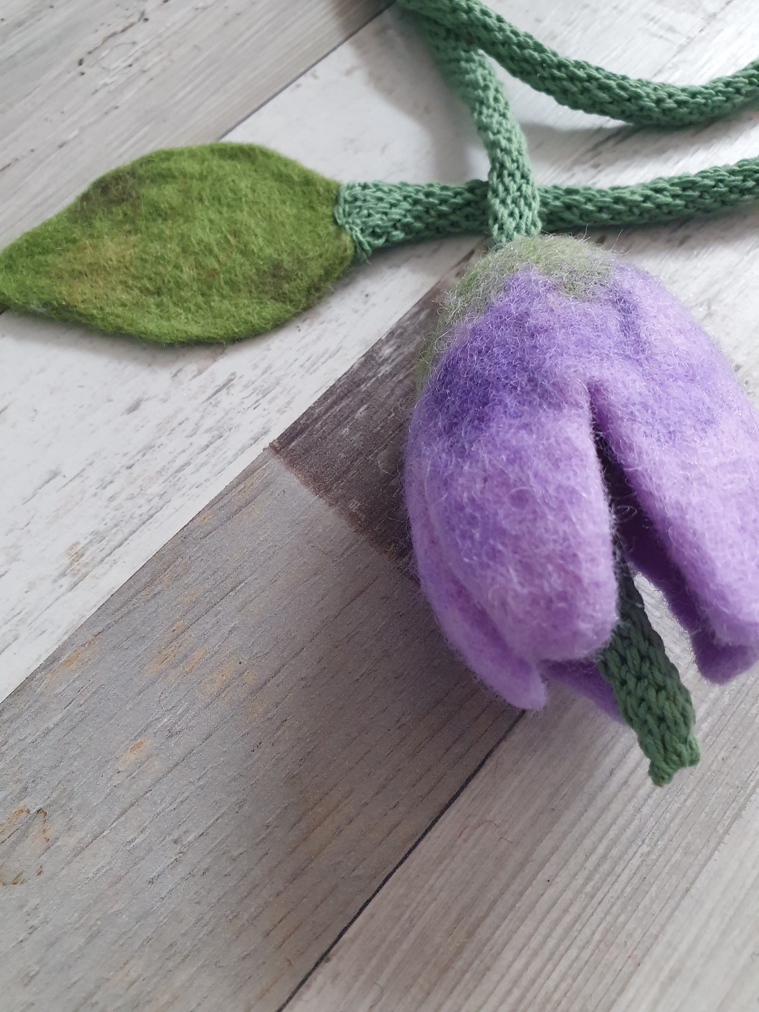 Colier lalea  - bijuterii - coliere - coliere cu pandative - Artynos.ro