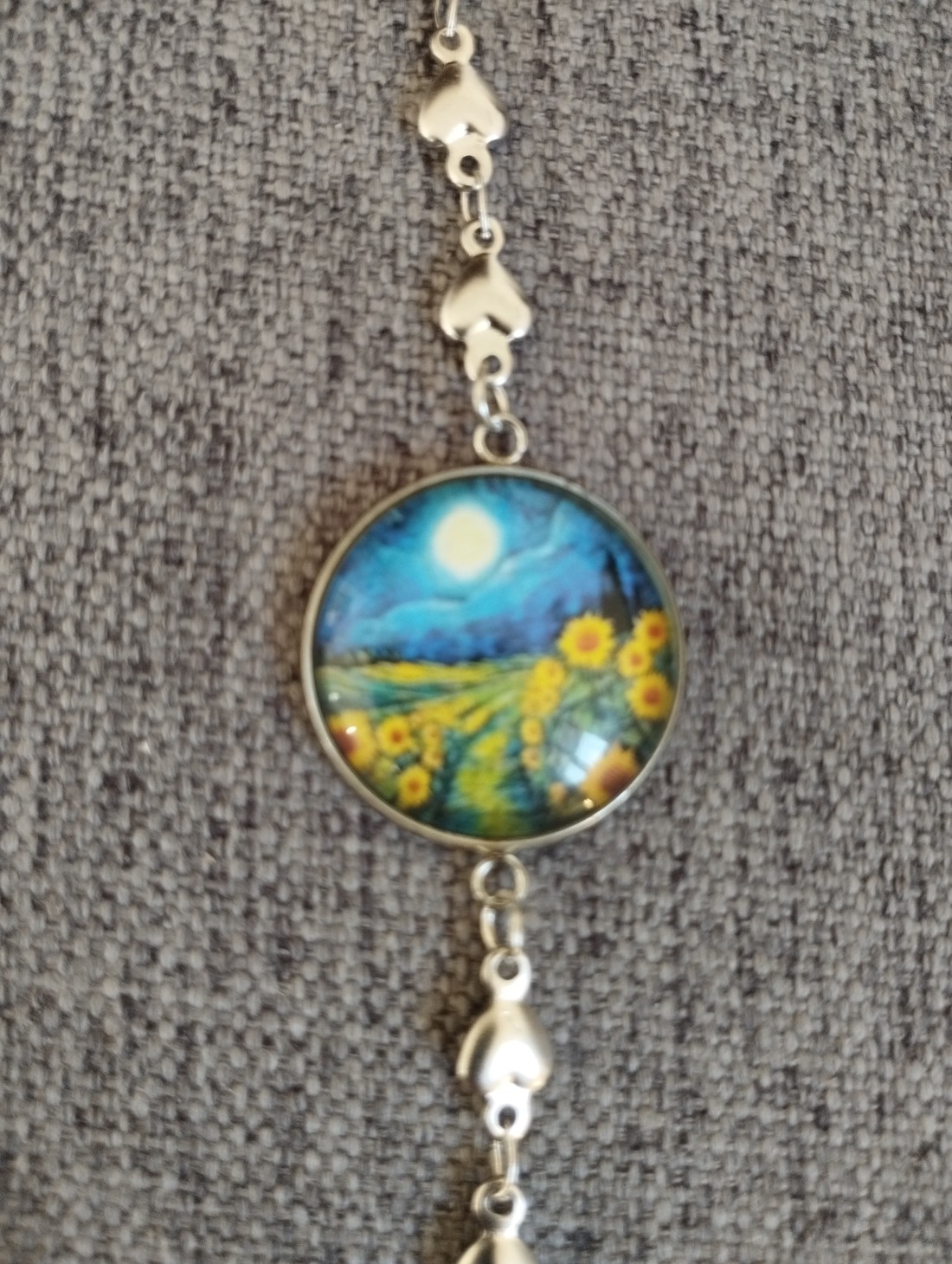 Lentile de sticlă inspirate de Van Gogh, brățară medicală din oțel - - Artynos.ro Lentile de sticlă inspirate de Van Gogh, brățară medicală din oțel - - Artynos.ro