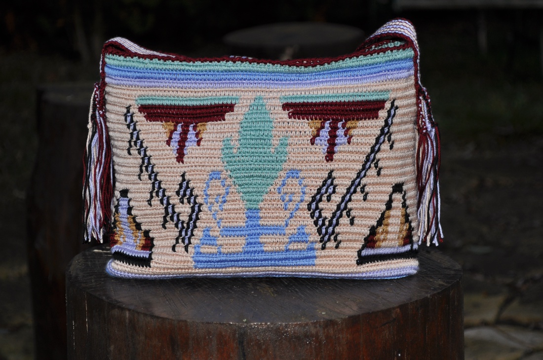 Geanta handmade Muntenia- motiv popular traditional patru cai si floare de cuisoare colectia urban - geantă și husă - genți de umăr și genți de mână - genți de umăr - Artynos.ro Geanta handmade Muntenia- motiv popular traditional patru cai si floare de cuisoare colectia urban - geantă și husă - genți de umăr și genți de mână - genți de umăr - Artynos.ro