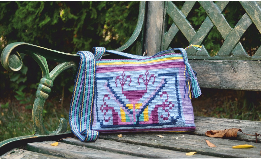 Geanta handmade Transilvania- motiv popular traditional aripile rotilor de moara colectia urban - geantă și husă - genți de umăr și genți de mână - genți de umăr - Artynos.ro Geanta handmade Transilvania- motiv popular traditional aripile rotilor de moara colectia urban - geantă și husă - genți de umăr și genți de mână - genți de umăr - Artynos.ro