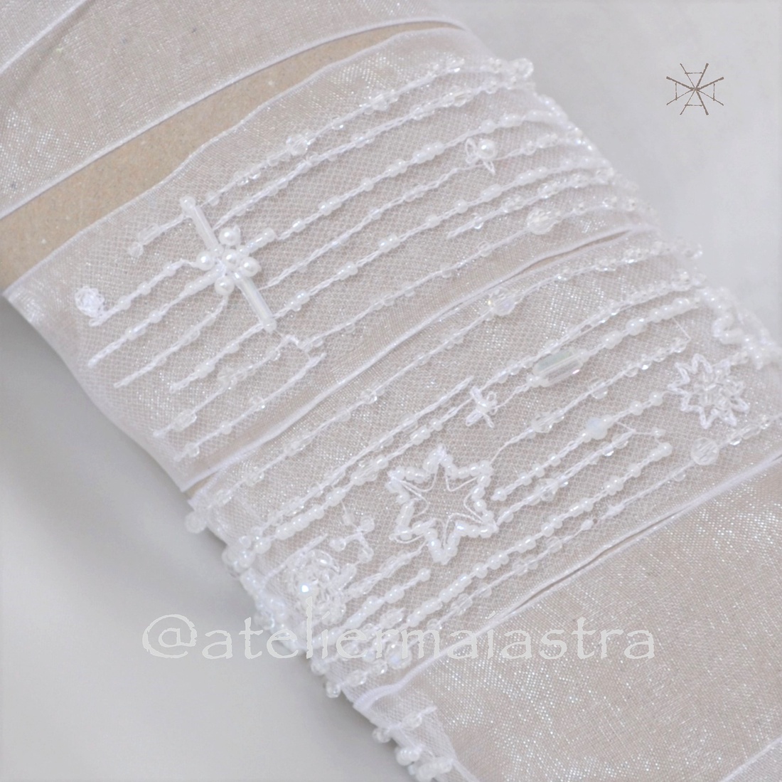 Esarfa dezgatit mireasa Stelute - accesorii nuntă - accesorii de nuntă - curele de nuntă, panglici - Artynos.ro Esarfa dezgatit mireasa Stelute - accesorii nuntă - accesorii de nuntă - curele de nuntă, panglici - Artynos.ro