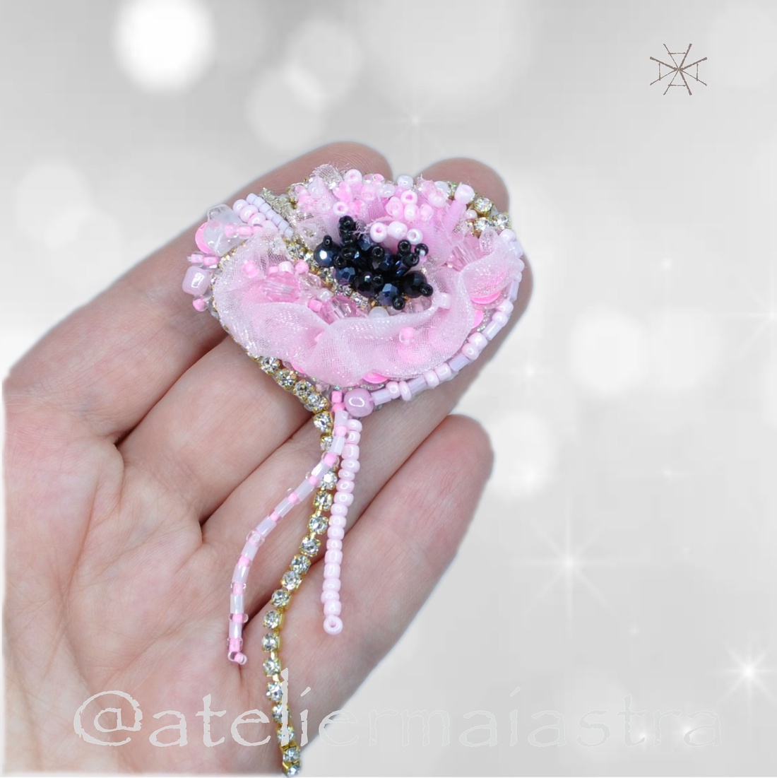 brosa floare de mac roz 3D cristal handmade accesorii femei, bijuterii cadou accesorii sacou bijuterii handmade - bijuterii - broșă, insigne - insigne - Artynos.ro brosa floare de mac roz 3D cristal handmade accesorii femei, bijuterii cadou accesorii sacou bijuterii handmade - bijuterii - broșă, insigne - insigne - Artynos.ro