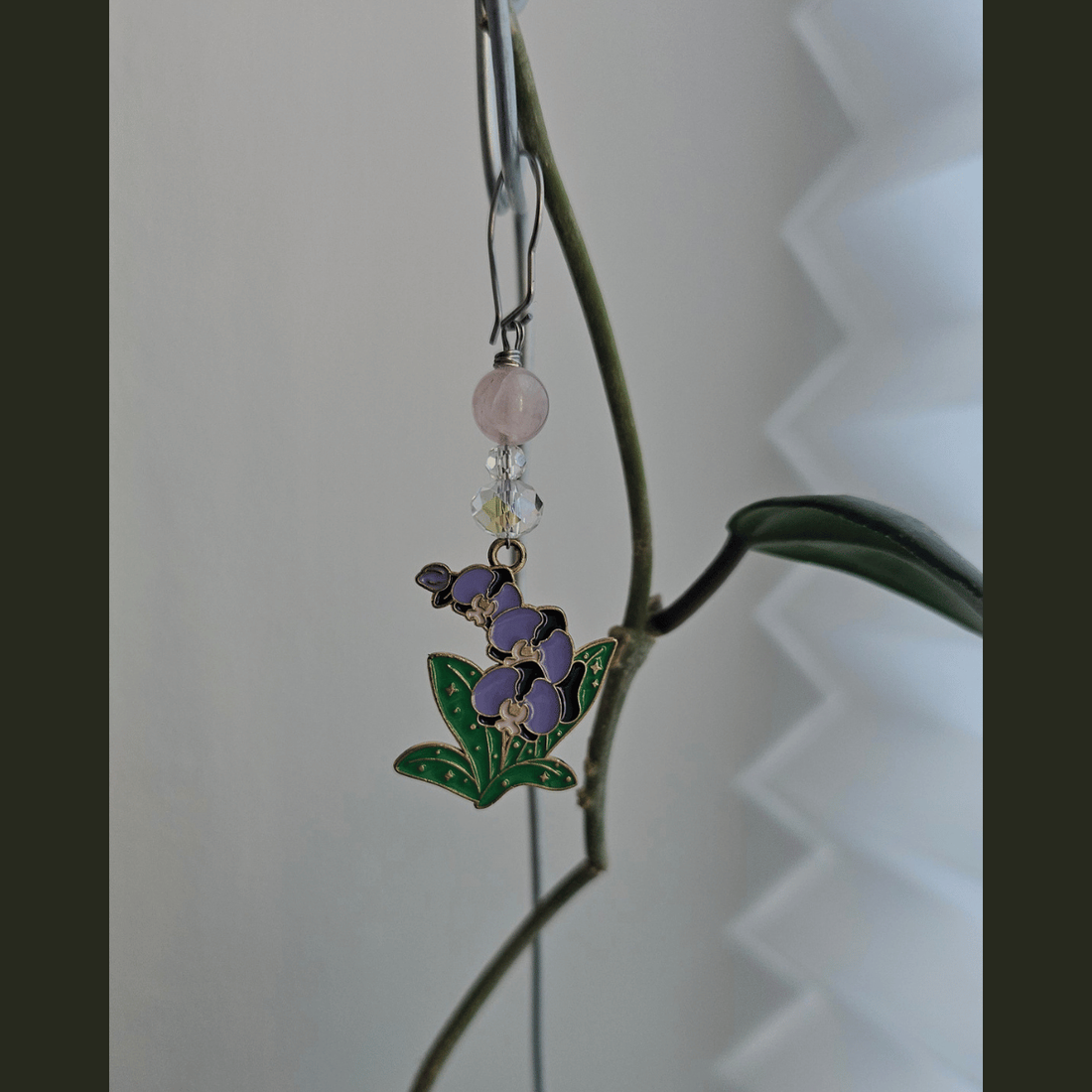 Bijuterie pentru plante / Plant Charm � pandantiv pentru ghiveci - orhidee mov - casă & stil de viață - decorațiuni de casă - accesorii florale - ghiveci de plante - Artynos.ro