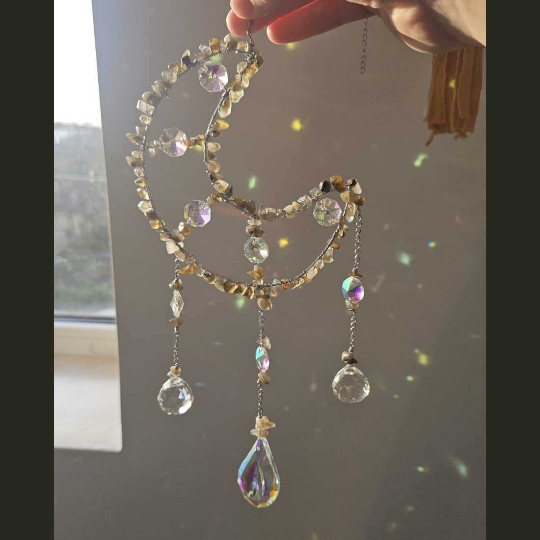 Suncatcher - Luna - Prinzator se Soare cu Labradorit  - casă & stil de viață - decorațiuni de casă - decorațiuni de masă și rafturi - copaci din mărgele și sârmă - Artynos.ro