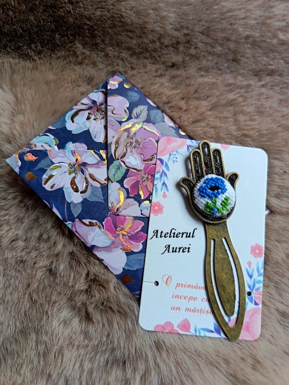 Semn de carte - cărți și creații cu tematică muzicală, cadouri - semn de carte - Artynos.ro