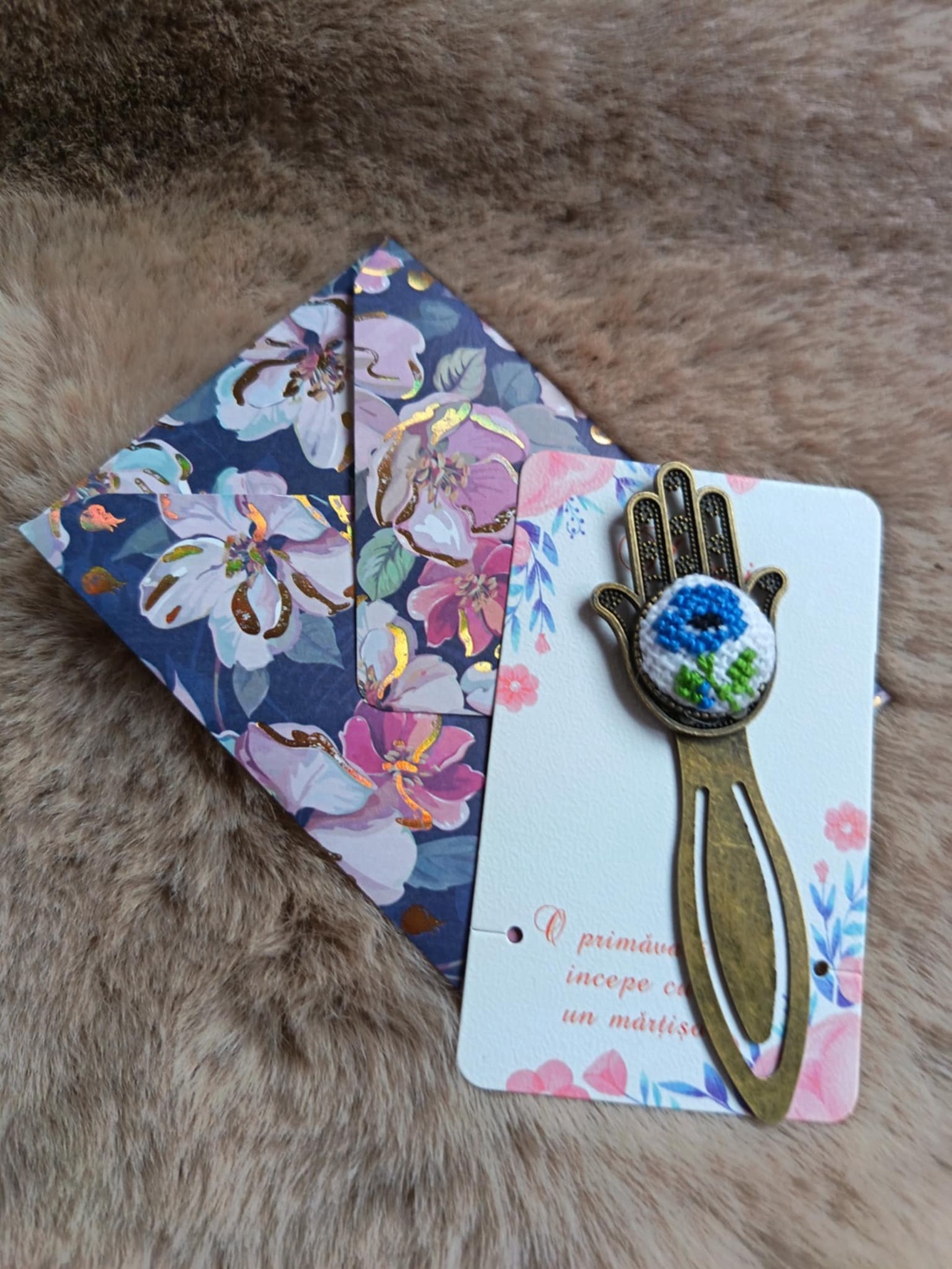 Semn de carte - cărți și creații cu tematică muzicală, cadouri - semn de carte - Artynos.ro