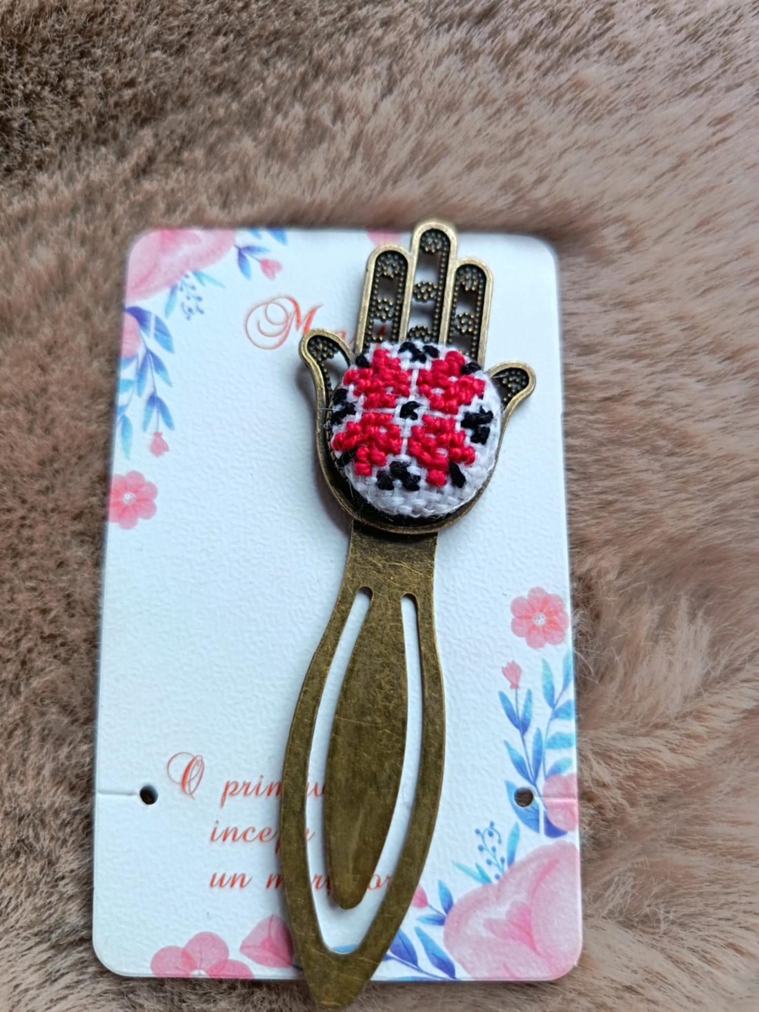 Semn de carte cu motiv traditional - cărți și creații cu tematică muzicală, cadouri - semn de carte - Artynos.ro