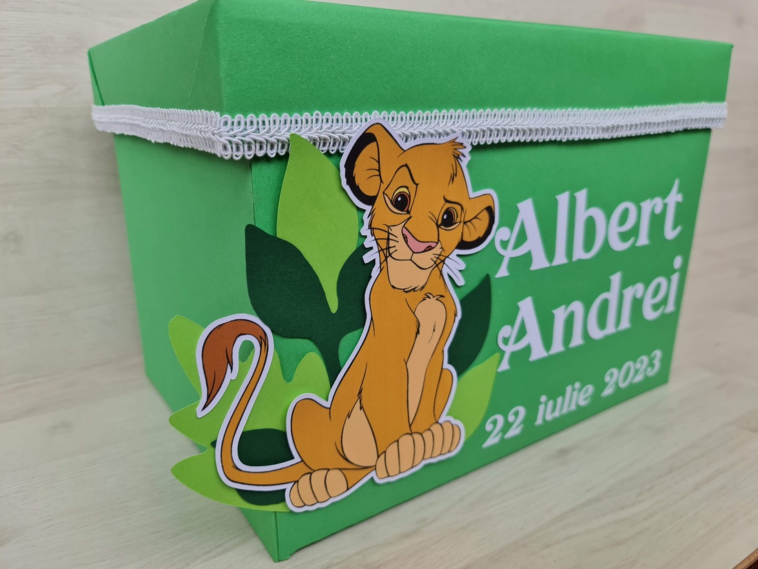 Cutie pentru dar botez baietel Leu jungla - jucării și echipamente pentru copii - daruri de botez - Artynos.ro Cutie pentru dar botez baietel Leu jungla - jucării și echipamente pentru copii - daruri de botez - Artynos.ro