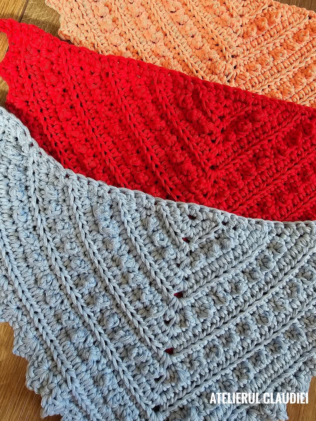 Bandana crosetata - îmbrăcăminte și modă - eșarfe, pălării, fularuri - șal, eșarfă de cap - Artynos.ro Bandana crosetata - îmbrăcăminte și modă - eșarfe, pălării, fularuri - șal, eșarfă de cap - Artynos.ro