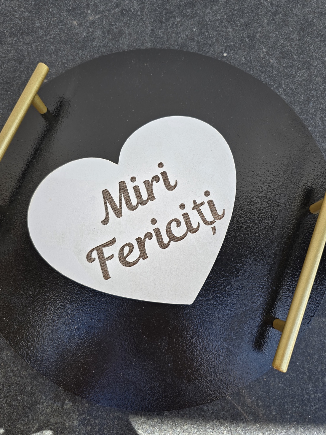 Inimă personalizată din MDF alb lăcuit � 18 � 15 cm - accesorii nuntă - materiale decor pentru nuntă - tablouri și indicatoare nuntă - Artynos.ro