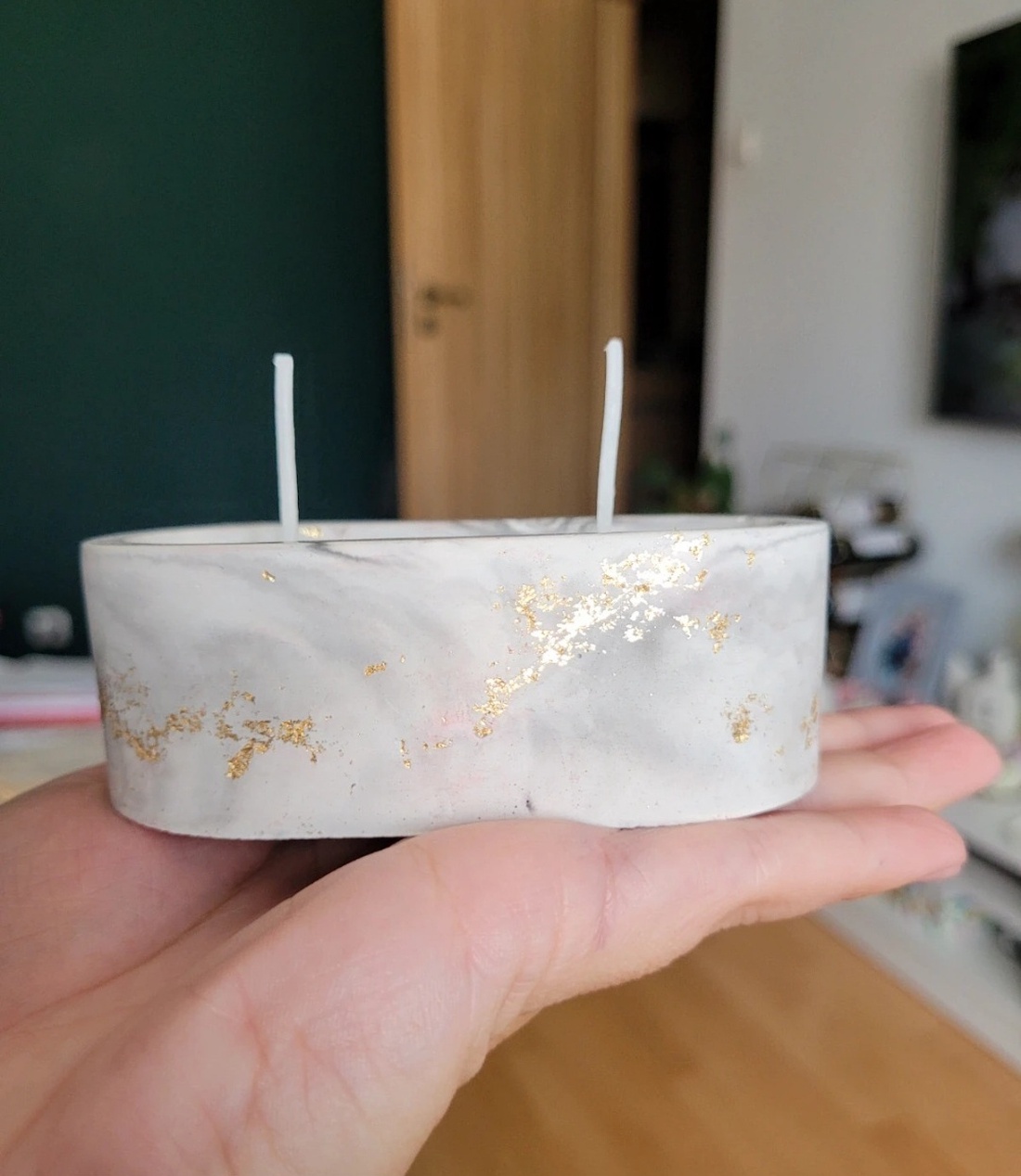 Lumanare artizanala de soia in recipient ceramic - casă & stil de viață - lumânări, parfumuri, arome - lumânări artizanale - Artynos.ro
