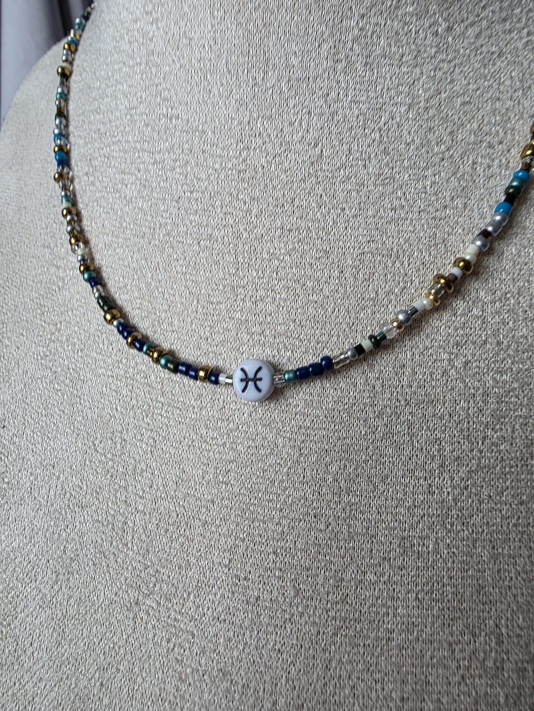 Colier cu pandantiv  zodie - bijuterii - coliere - coliere cu pandative - Artynos.ro