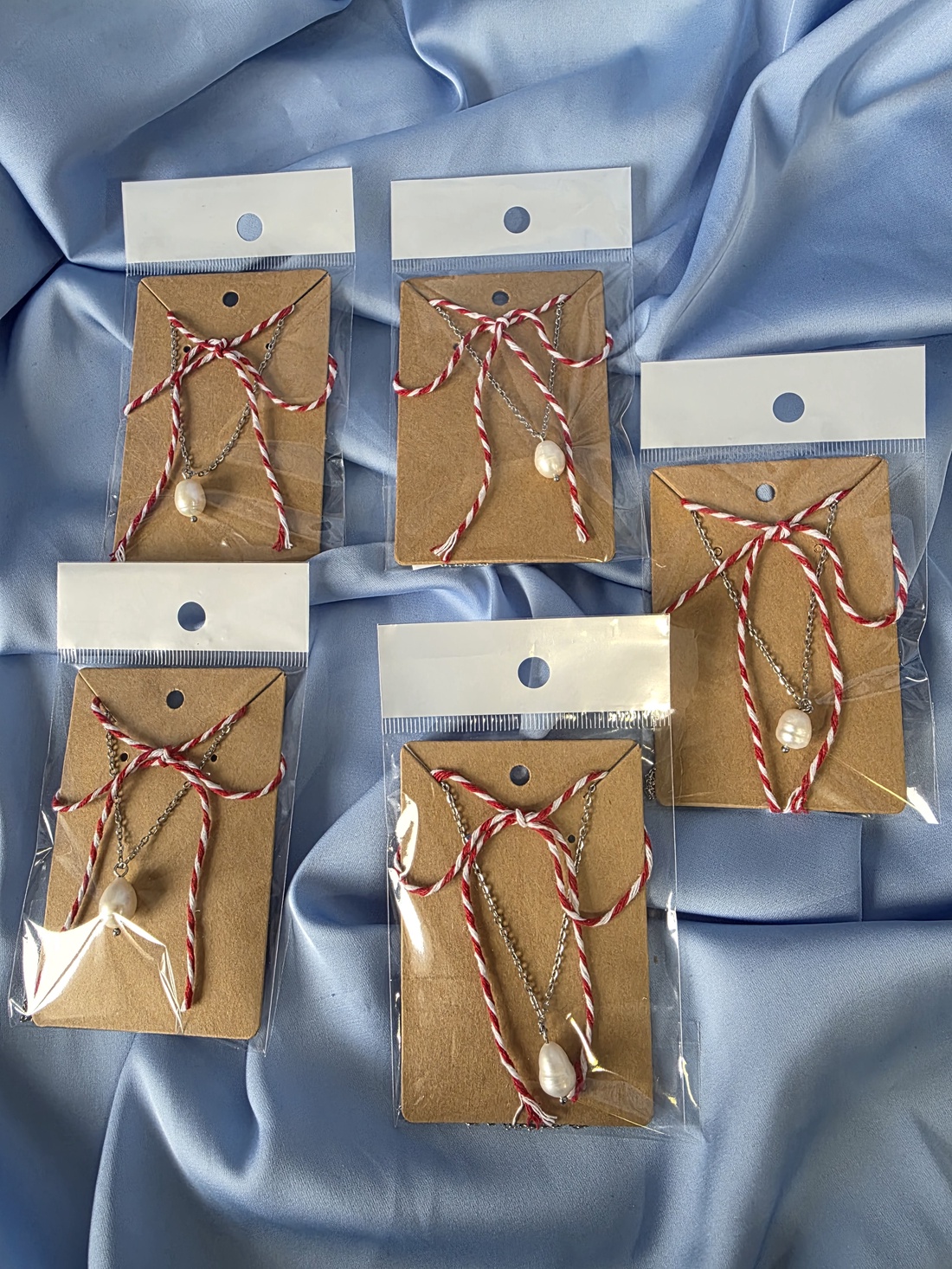 Mărțișoare  Lanț din oțel inoxidabil și perlă de cultură  - bijuterii - mărțișor - Artynos.ro