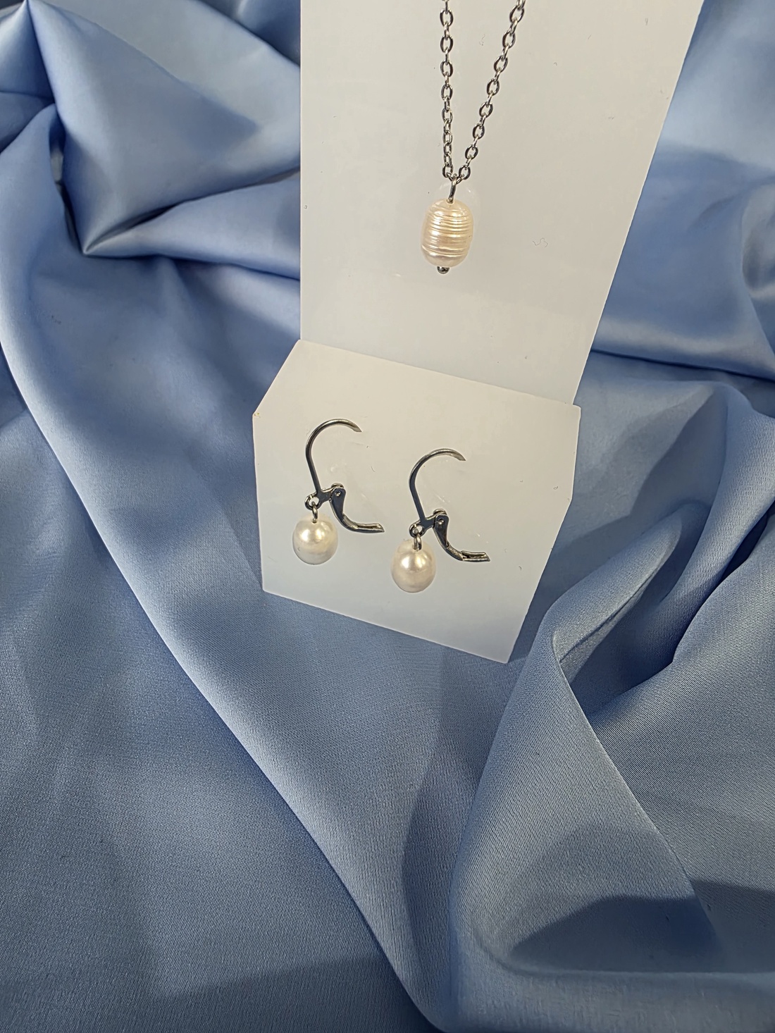 Set lanț, brățară și cercei din oțel inoxidabil și perlă de cultură. - accessorii și unelte - mărgea, componente de bijuterii - perlă adevărată - Artynos.ro