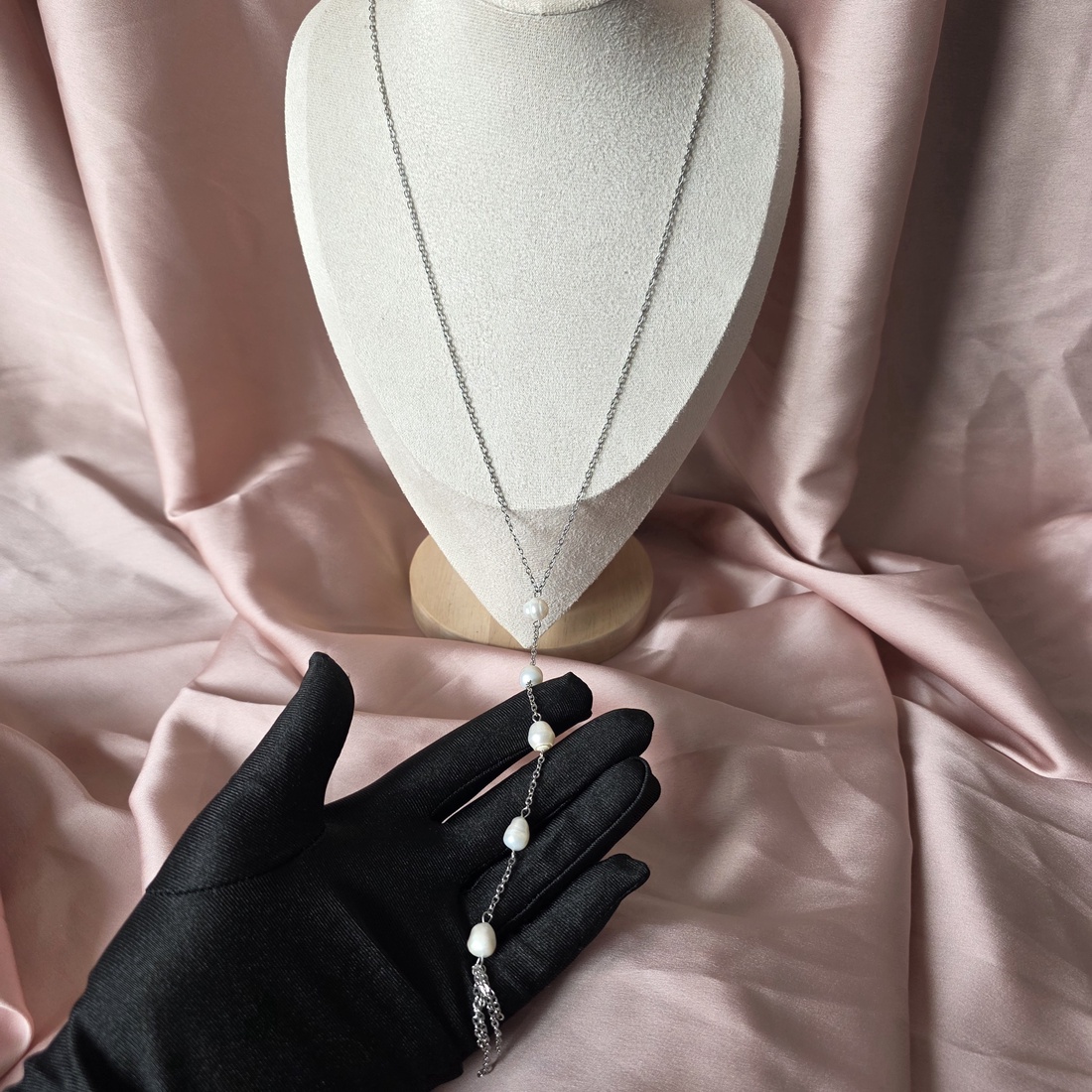 Colier lung din oțel inoxidabil și perle de cultură  - bijuterii - coliere - coliere cu pandative - Artynos.ro