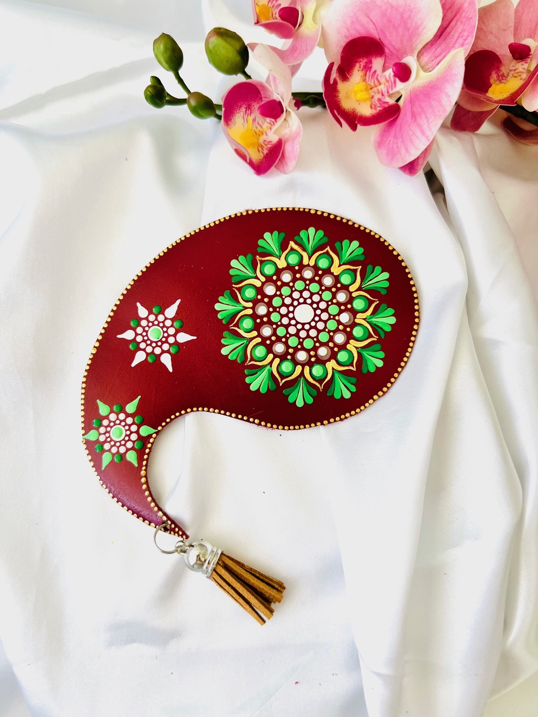 Semn de carte piele  Yin - cărți și creații cu tematică muzicală, cadouri - semn de carte - Artynos.ro