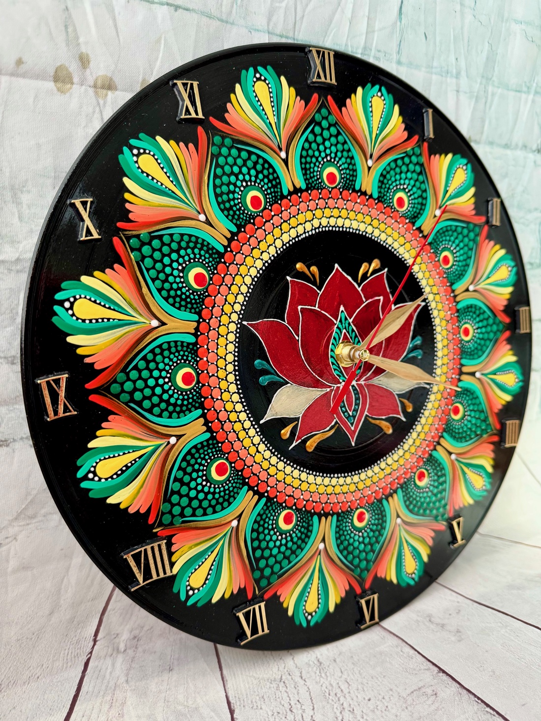 Ceas pictat Floare de Lotus - casă & stil de viață - accesorii pentru decorat casa - decorațiuni de pereți, decorațiuni suspendate - ceasuri de perete - Artynos.ro Ceas pictat Floare de Lotus - casă & stil de viață - accesorii pentru decorat casa - decorațiuni de pereți, decorațiuni suspendate - ceasuri de perete - Artynos.ro