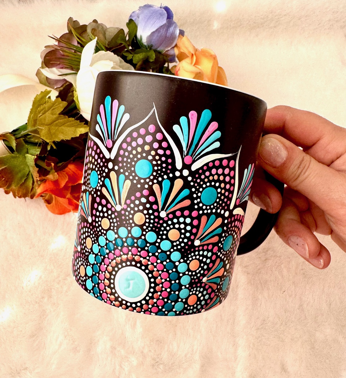 Cana pictata Light Blue - casă & stil de viață - accesorii pentru echipamente de bucătărie - accesorii de servire - căni - Artynos.ro Cana pictata Light Blue - casă & stil de viață - accesorii pentru echipamente de bucătărie - accesorii de servire - căni - Artynos.ro