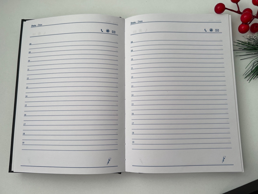 Agendă unicat, pictată manual în tehnica punctului - casă & stil de viață - papetărie de hârtie - caiete și jurnal - Artynos.ro