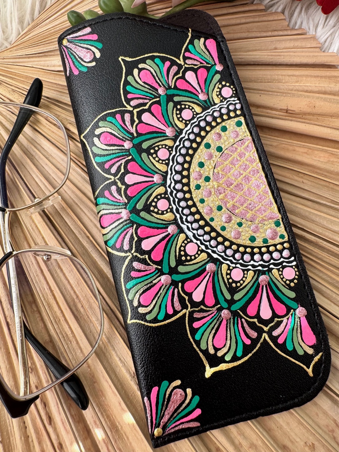 Etui pentru ochelari-pictat manual - Summer vibe - geantă și husă - portofele, huse, suporturi - toc ochelari - Artynos.ro Etui pentru ochelari-pictat manual - Summer vibe - geantă și husă - portofele, huse, suporturi - toc ochelari - Artynos.ro
