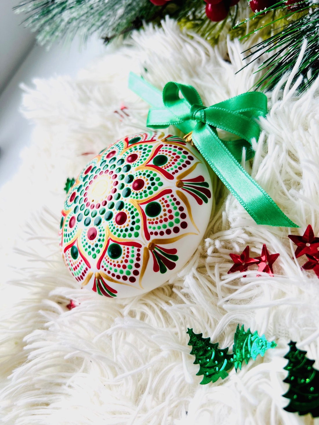 Glob pictat manual - Happy Winter - crăciun - decorațiuni de crăciun de casă - globuri de crăciun - Artynos.ro