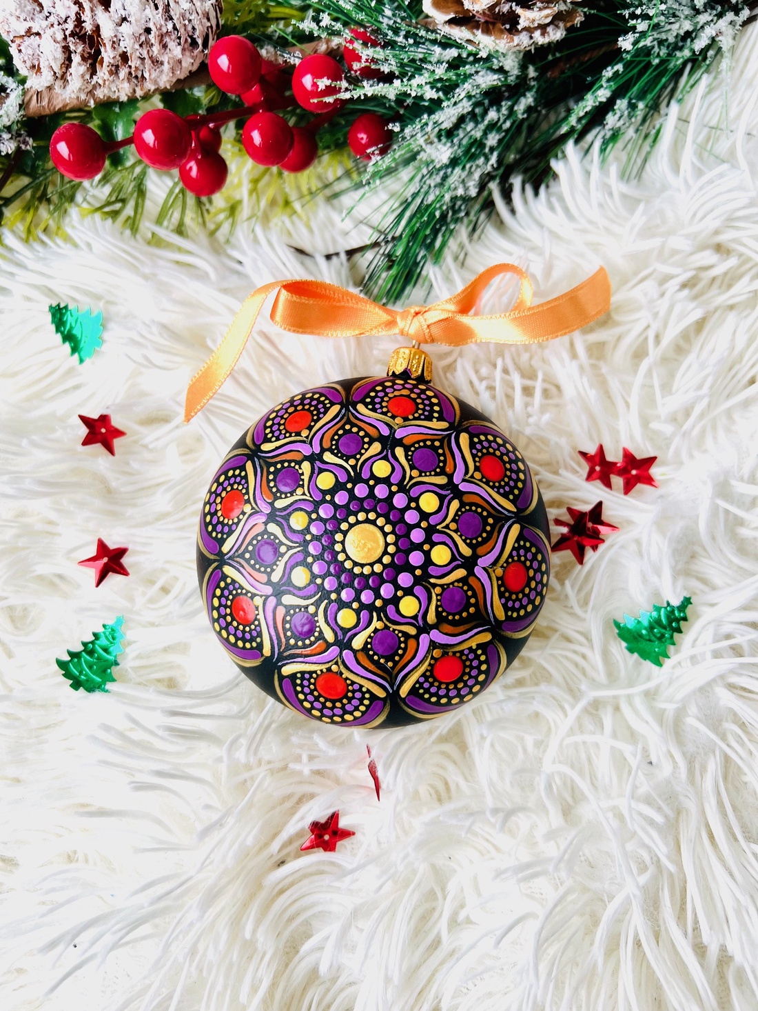 Glob pictat manual - Mandala  - crăciun - decorațiuni de crăciun de casă - globuri de crăciun - Artynos.ro