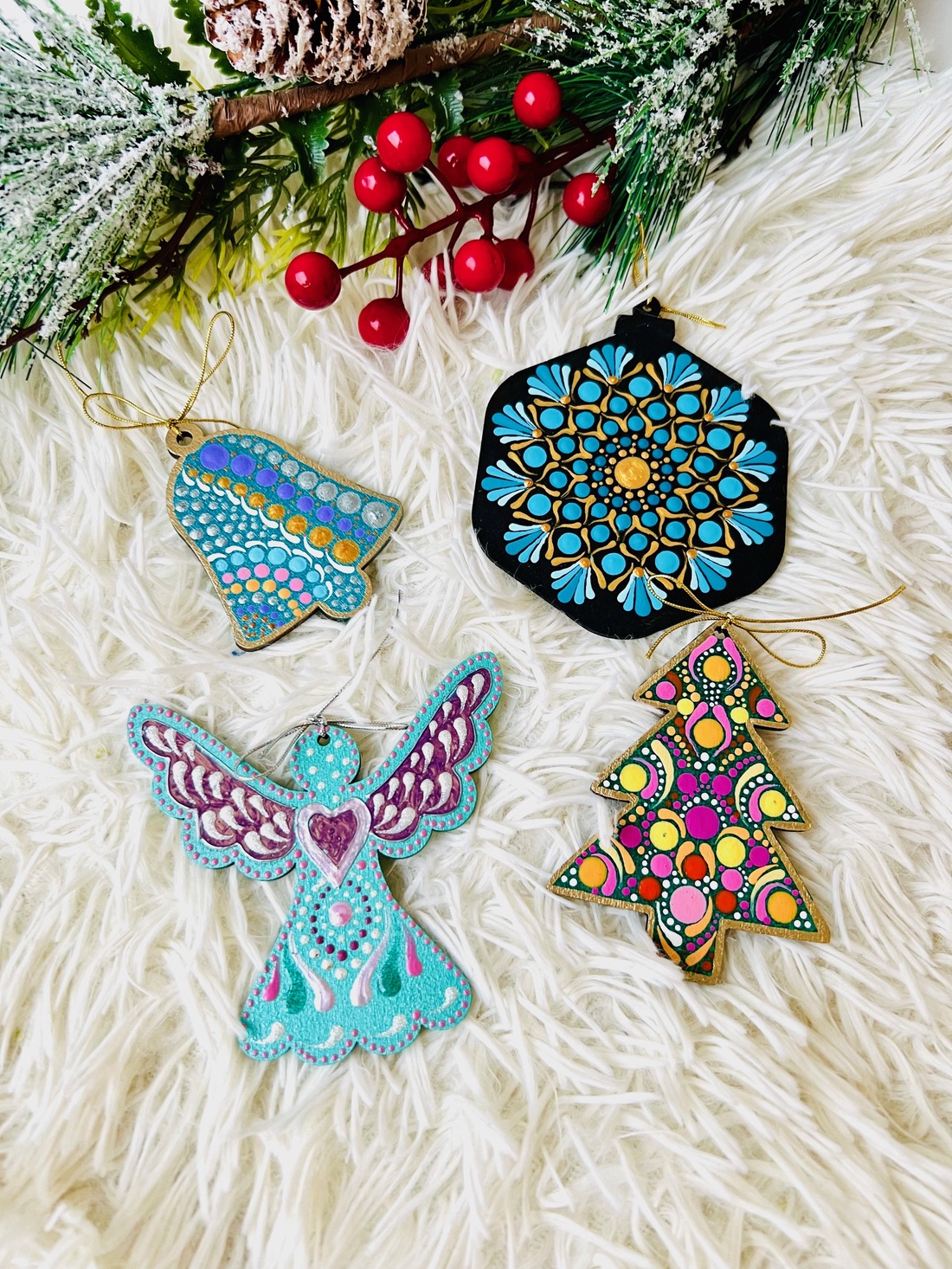 Set decoratiuni Craciun pictate manual -5 - crăciun - decorațiuni de crăciun de casă - figurine pentru pomul de crăciun - Artynos.ro Set decoratiuni Craciun pictate manual -5 - crăciun - decorațiuni de crăciun de casă - figurine pentru pomul de crăciun - Artynos.ro