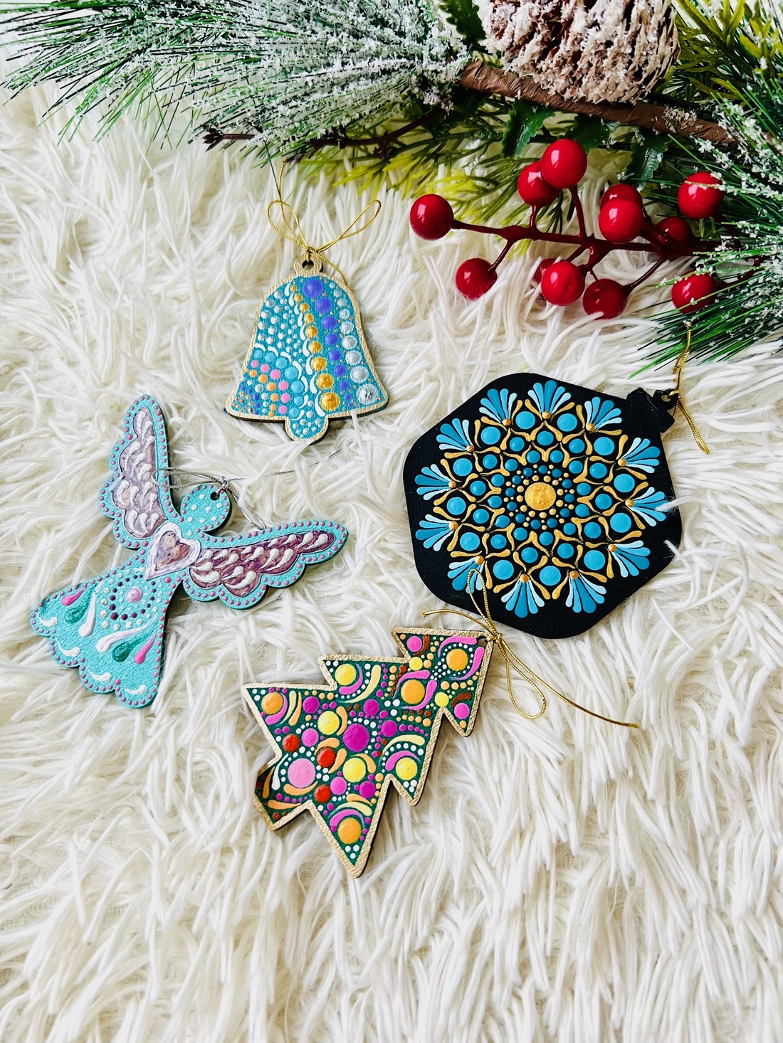 Set decoratiuni Craciun pictate manual -5 - crăciun - decorațiuni de crăciun de casă - figurine pentru pomul de crăciun - Artynos.ro Set decoratiuni Craciun pictate manual -5 - crăciun - decorațiuni de crăciun de casă - figurine pentru pomul de crăciun - Artynos.ro