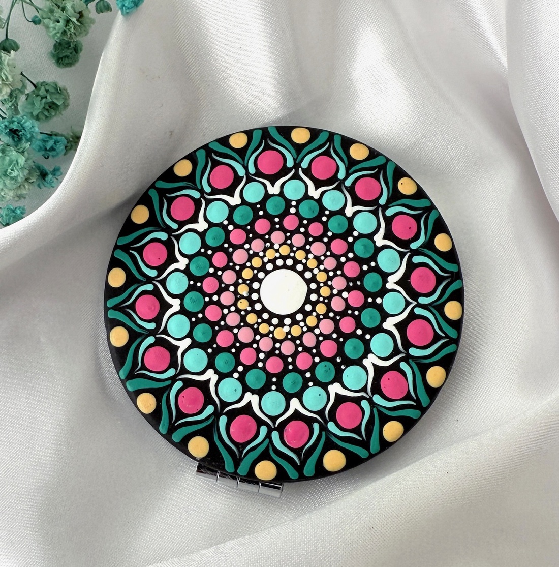 Oglinda Pictata manual - Stil Mandala - baie și frumusețe - accesorii pentru îngrijirea feței - accesorii machiaj - Artynos.ro