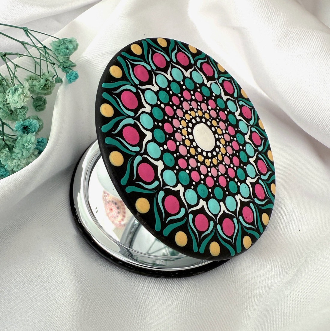 Oglinda Pictata manual - Stil Mandala - baie și frumusețe - accesorii pentru îngrijirea feței - accesorii machiaj - Artynos.ro