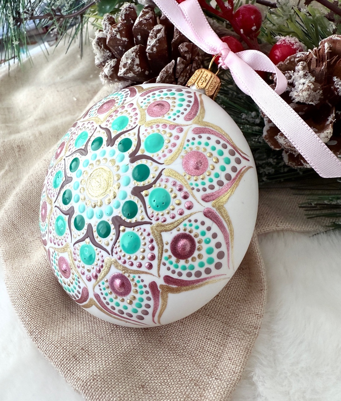 Glob Mandala Premium-  Pink warm winter - crăciun - decorațiuni de crăciun de casă - globuri de crăciun - Artynos.ro