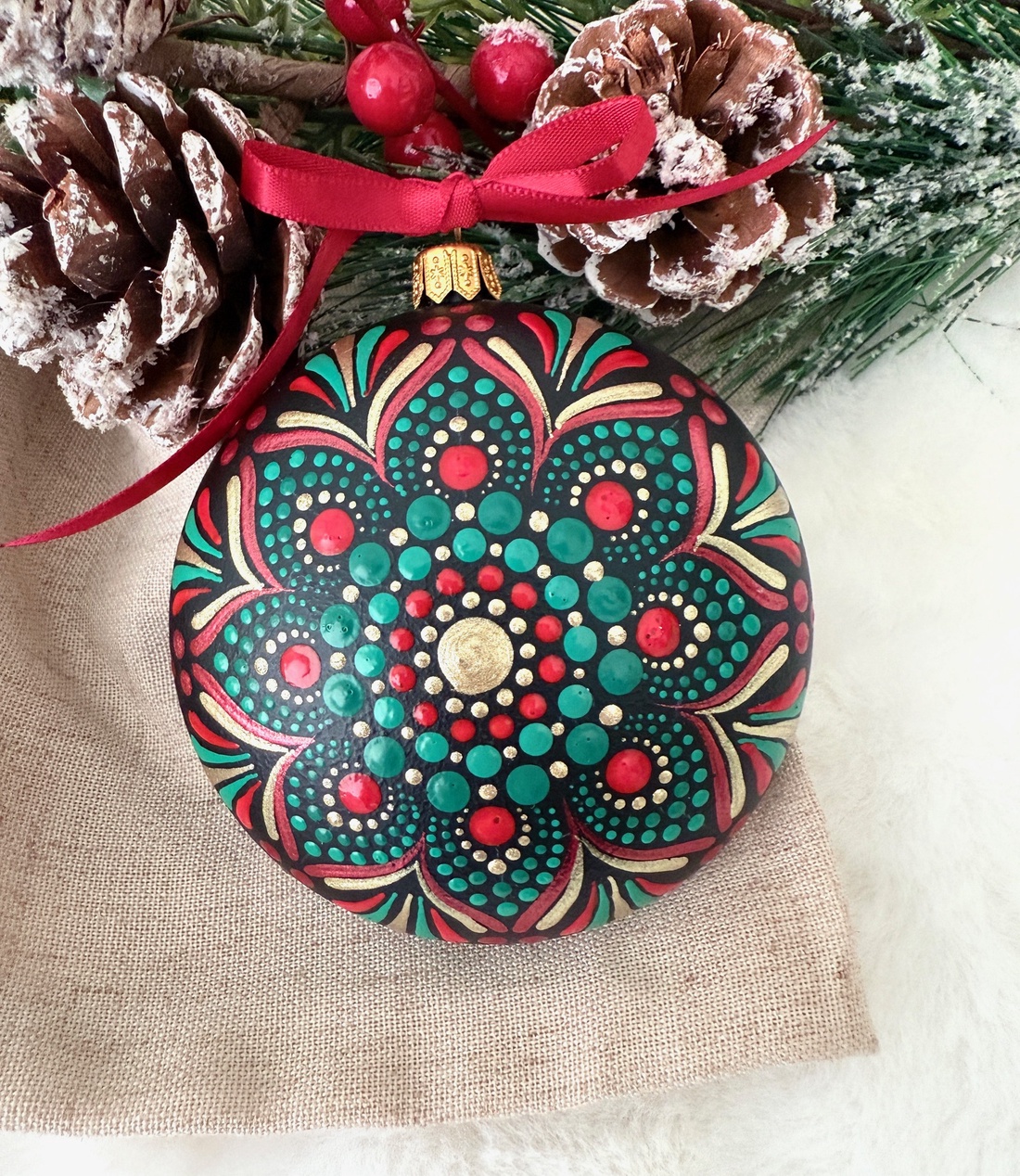 Glob pictat Rosu si verde   - crăciun - decorațiuni de crăciun de casă - globuri de crăciun - Artynos.ro