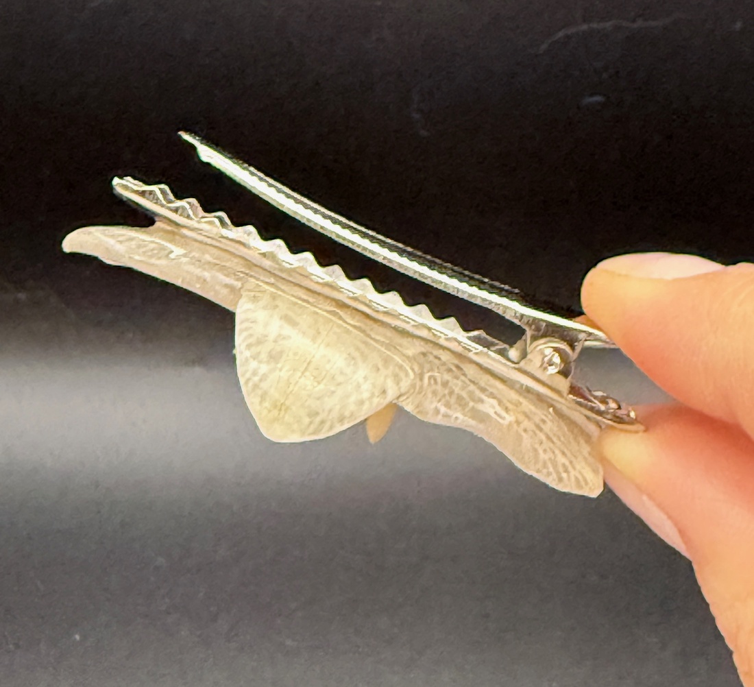 Agrafă de Păr cu Orhidee Naturală Albă � Accesoriu Elegant - îmbrăcăminte și modă - accesorii păr - bandă de păr și agrafe păr - Artynos.ro