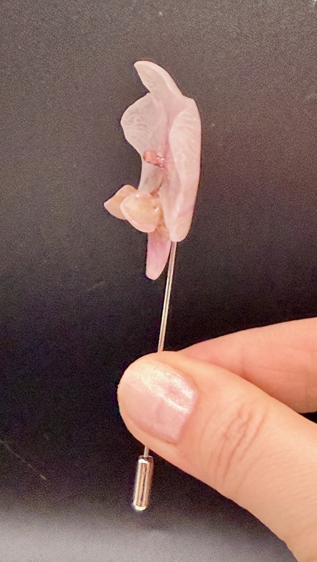 Broșă Orhidee Naturală � Accesoriu Premium cu Prindere din Oțel - bijuterii - broșe - Artynos.ro