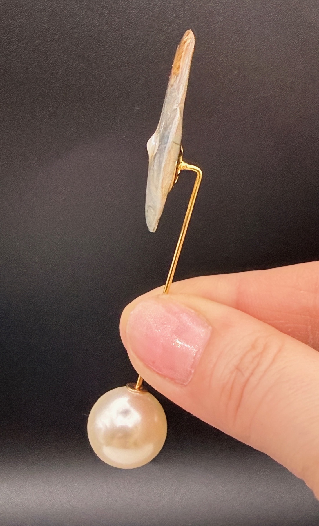 Broșă Handmade cu Hortensie Naturală albastra � Floare Conservată în Rășină - bijuterii - broșe - Artynos.ro